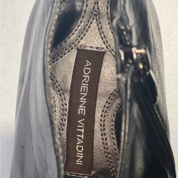 Adrienne Vittadini Black Leather Ankle Boots, Side Zipper Preowned Size 7.5 - Picture 7 of 7
